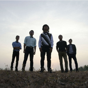 Download Lagu Korekayu - Jingga Senja Dan Lalu Lalang Manusia MP3 Download Lagu Korekayu - Jingga Senja Dan Lalu Lalang Manusia MP3