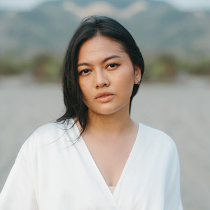 Download Lagu Clara Riva - Alasan Klasik MP3 Download Lagu Clara Riva - Alasan Klasik MP3