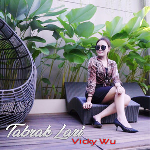 Download Lagu Vicky Wu - Tabrak Lari MP3 Download Lagu Vicky Wu - Tabrak Lari MP3