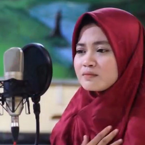 Download Lagu Revina Alvira - Cinta Berawan MP3 Download Lagu Revina Alvira - Cinta Berawan MP3