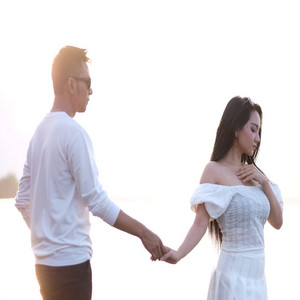 Download Lagu Gerry Mahesa, Lala Widy - Cerita Cinta Kita MP3 Download Lagu Gerry Mahesa, Lala Widy - Cerita Cinta Kita MP3