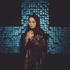 Download Lagu Anisa Rahman - Sujud DihadapMu MP3 Download Lagu Anisa Rahman - Sujud DihadapMu MP3