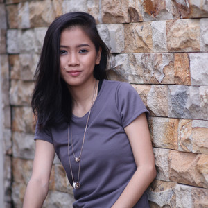 Download Lagu Sandra - Aku Dan Kekasih MP3 Download Lagu Sandra - Aku Dan Kekasih MP3