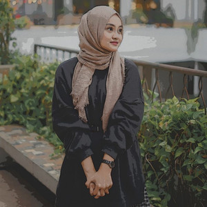 Download Lagu Eltasya Natasha - Harusnya Aku MP3