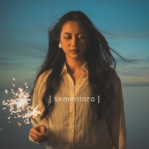 Download Lagu Nadhira Suri - Sementara MP3 Download Lagu Nadhira Suri - Sementara MP3