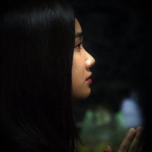 Download Lagu Chintya Gabriella - Sujud Di Altarnya MP3 Download Lagu Chintya Gabriella - Sujud Di Altarnya MP3