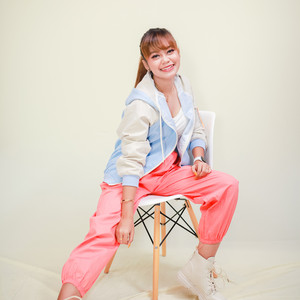 Download Lagu Esa Risty - Remuk Ati MP3 Download Lagu Esa Risty - Remuk Ati MP3