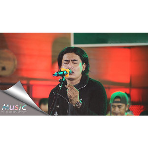 Download Lagu Charly Van Houten - Tetap Setia MP3 Download Lagu Charly Van Houten - Tetap Setia MP3
